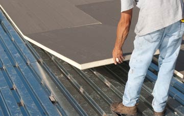 benefits of insulating Gravenhunger Moss flat roofing